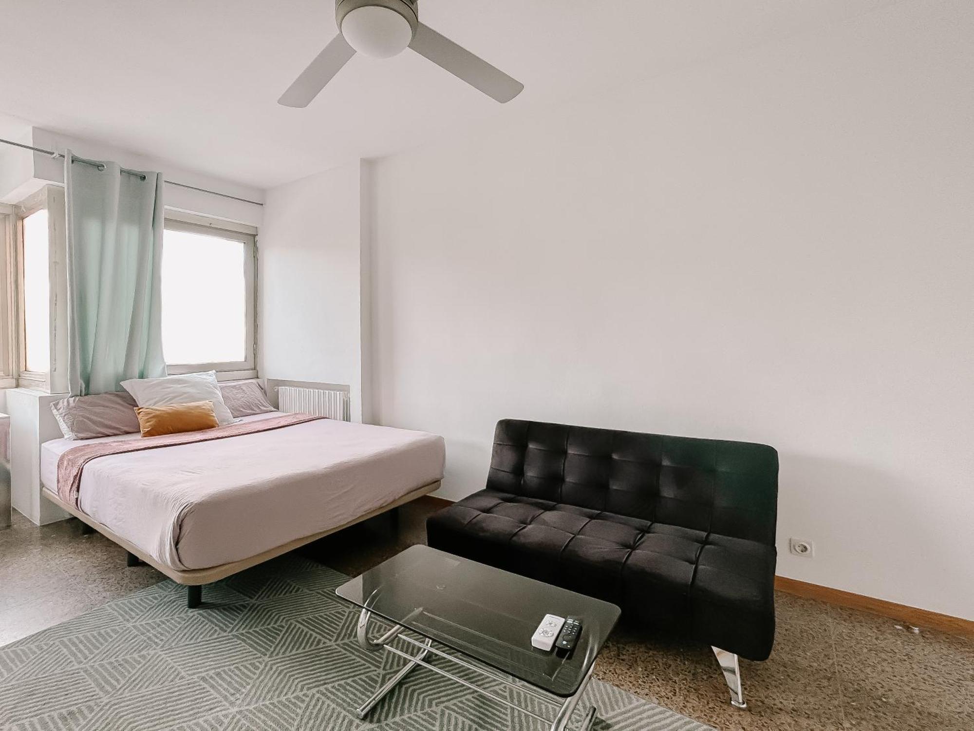 Lovely Rooms In Shared Apartment Gracia Neighborhood Barcelona Bagian luar foto